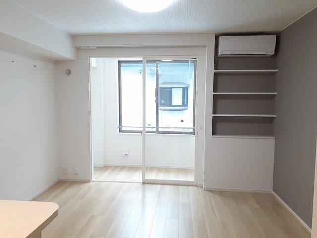 アザレアＥａｓｔの内装