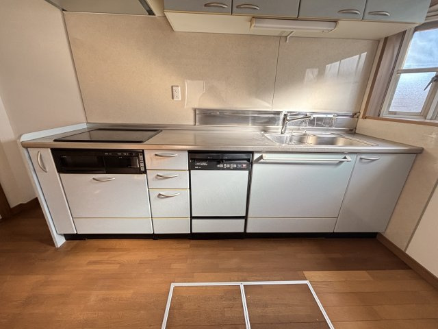 市川市稲越３丁目　中古戸建のキッチン