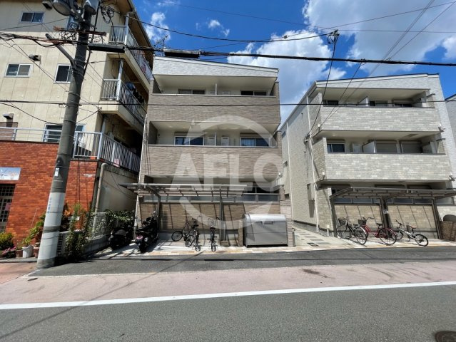 クリエオーレ東住吉の外観