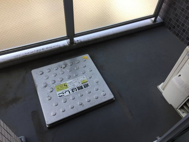 ハーキュリーズ両国のバルコニー