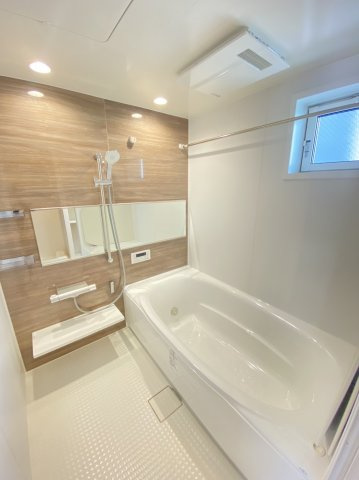 D-room若園の浴室