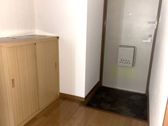 MKマンション横江の玄関