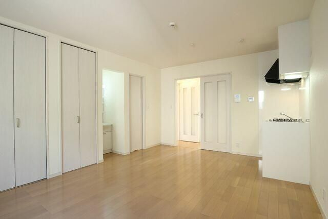 プレジール五本木の居間・リビング