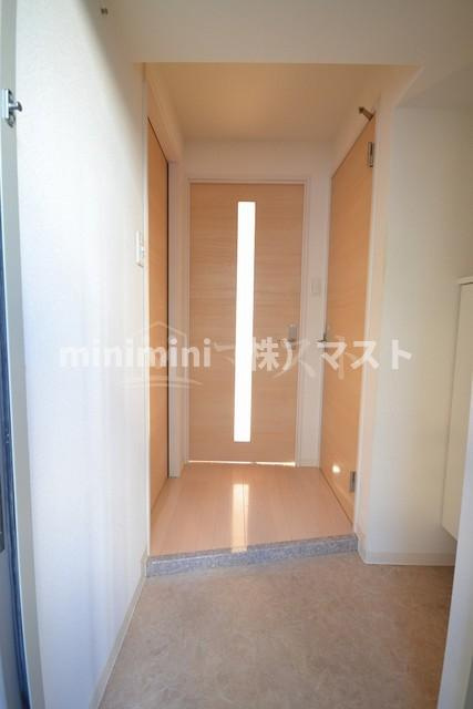 ラピスラズリの玄関