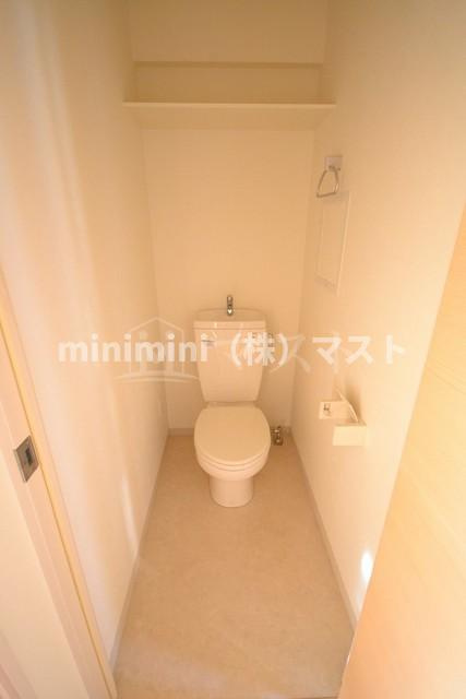 ラピスラズリのトイレ