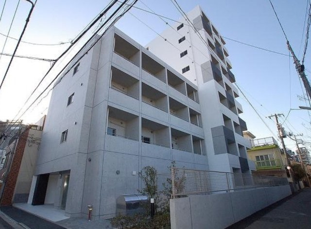 グランドコンシェルジュ立川の外観
