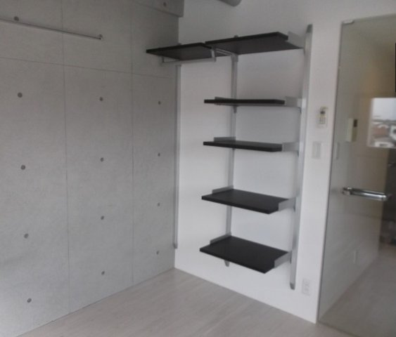 グランドコンシェルジュ立川の洋室