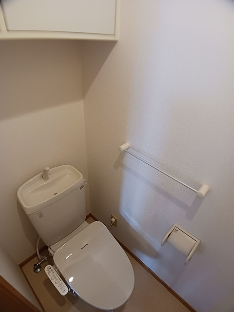 ソル・ヴェールＡのトイレ|清潔感のあるトイレです