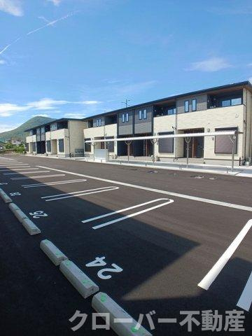 ベルエア国分寺Ｄの駐車場