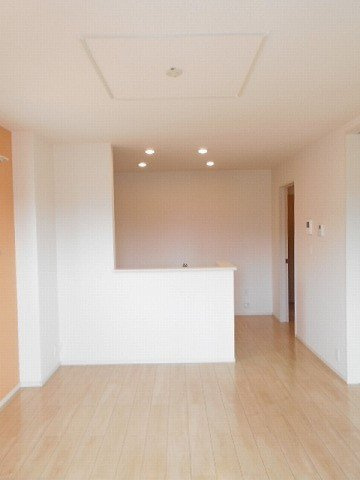 コスモスの居間・リビング