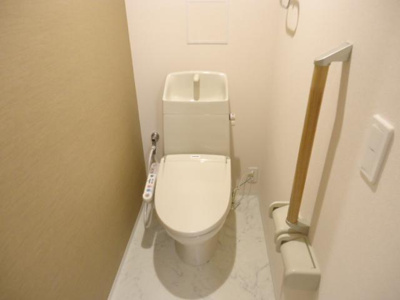 【トイレ】 | Ｐｒｕｃｉｌｕ | シャワー付トイレ（イメージ）