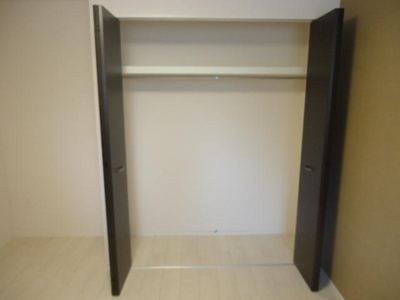 【収納】 | Ｐｒｕｃｉｌｕ | 北洋室クローゼット（イメージ）