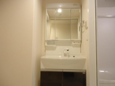 【洗面所】 | Ｐｒｕｃｉｌｕ | 洗髪洗面化粧台（イメージ）