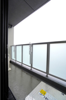 【バルコニー】