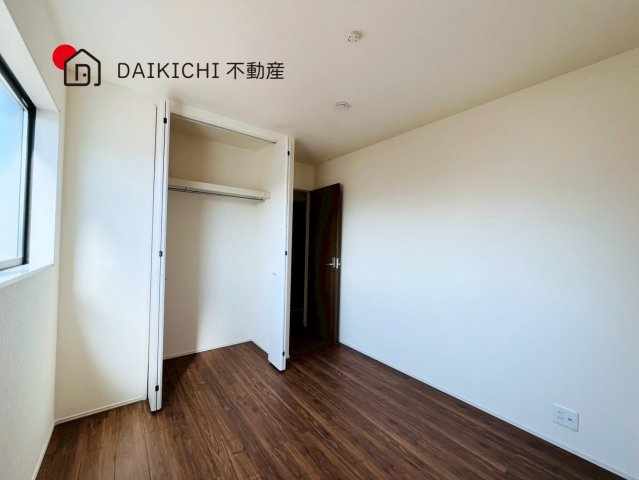 【洋室】 | 桶川市末広　LiveleGarden.S 新築戸建　全2棟　1号棟