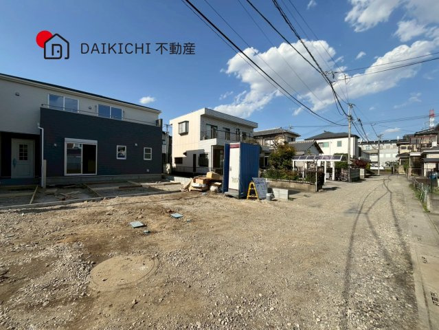 【前面道路含む現地写真】 | 桶川市末広　LiveleGarden.S 新築戸建　全2棟　1号棟