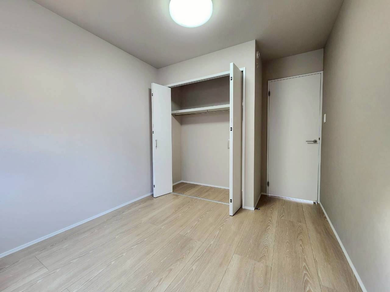 【洋室】の画像