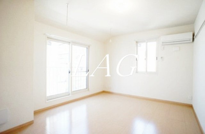 【居間・リビング】 | ルナカーサ | 洋室のお部屋です。