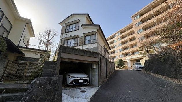 【駐車場】 | 伊東市湯川　戸建