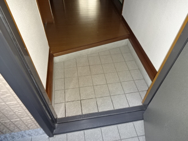 シャーメゾン志保A棟の玄関