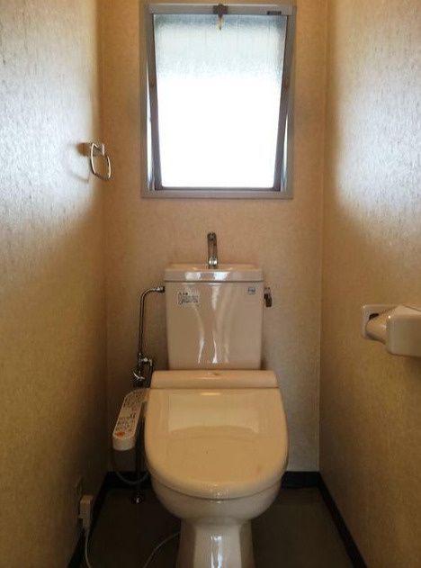 杉並区高円寺南２丁目の賃貸マンションのトイレ