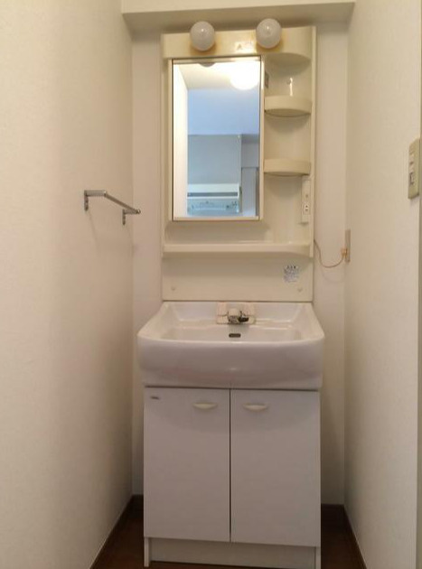 杉並区高円寺南２丁目の賃貸マンションの洗面所