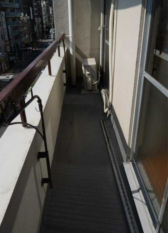 杉並区高円寺南２丁目の賃貸マンションのバルコニー