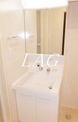 【洗面所】 | ウイングＢ | 洗面台です。