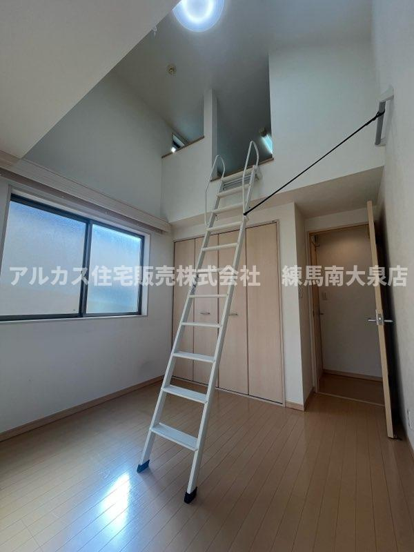 小平市花小金井5丁目　中古一戸建　西武新宿線　花小金井の洋室|ロフト付き洋室