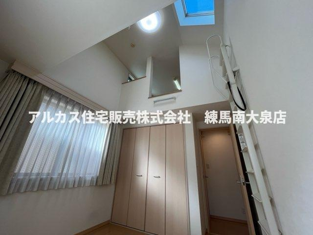 小平市花小金井5丁目　中古一戸建　西武新宿線　花小金井の洋室|吹抜