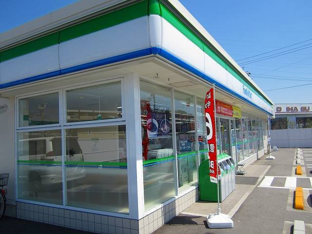 サンビレッジＤの周辺|ファミリーマート下松南花岡店まで400m
