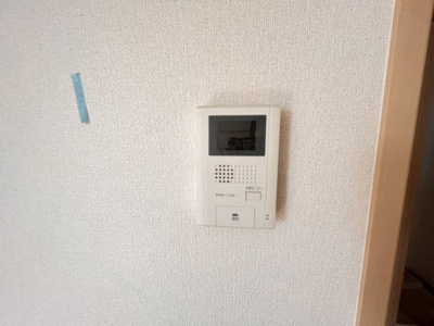 【セキュリティ】 | アルンドー・インディカ | モニター付きインターホンです