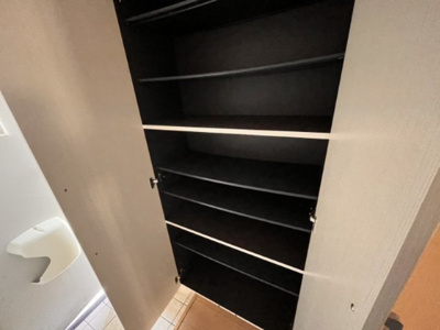 【収納】 | アルンドー・インディカ | シューズボックスです