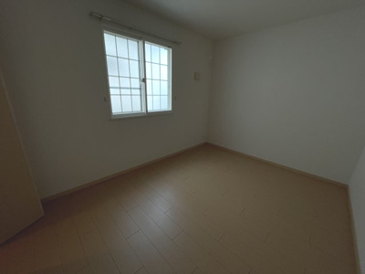 【洋室】 | アルンドー・インディカ | ゆったりした洋室です