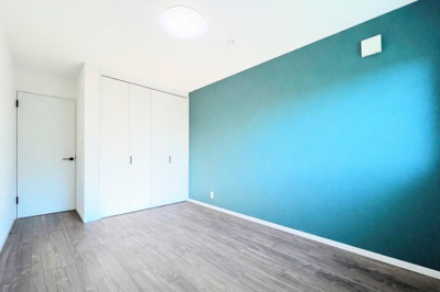 【洋室】 | ◆町田市金井1丁目新築住宅◆ | ◆子どものスタディ空間として、あるいは書斎やホビールームとして生活スタイルに合わせて使えるプライベートルーム。居心地のいい落ち着いたインテリアが似合います。【モデルルーム】