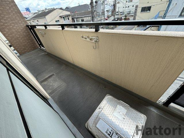 ラフィーネ南豊中のバルコニー