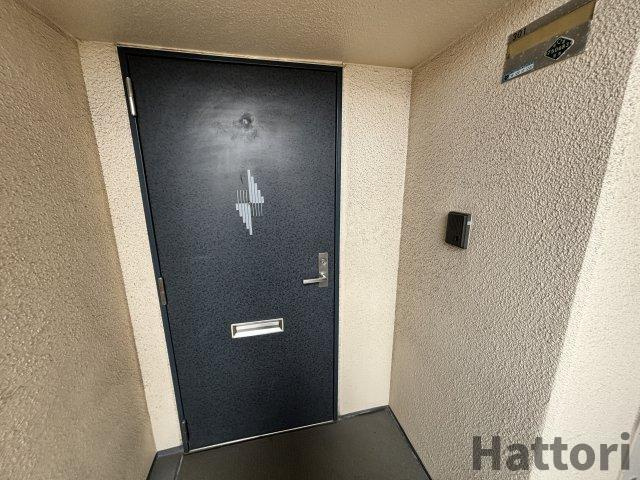 ラフィーネ南豊中の玄関