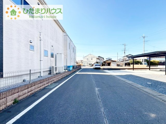 【前面道路含む現地写真】 | 土浦市荒川沖西第1期　新築戸建　2号棟