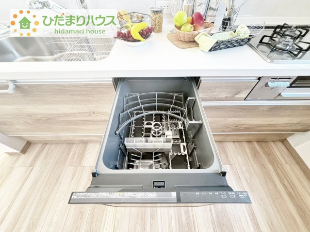 【設備】 | 土浦市荒川沖西第1期　新築戸建　2号棟 | 忙しいママをサポートしてくれる食洗器が標準で付いています！