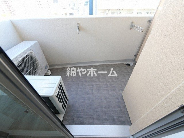 セレニテ桜川駅前プリエのバルコニー|バルコニーからの眺めを楽しみながら食事をしませんか