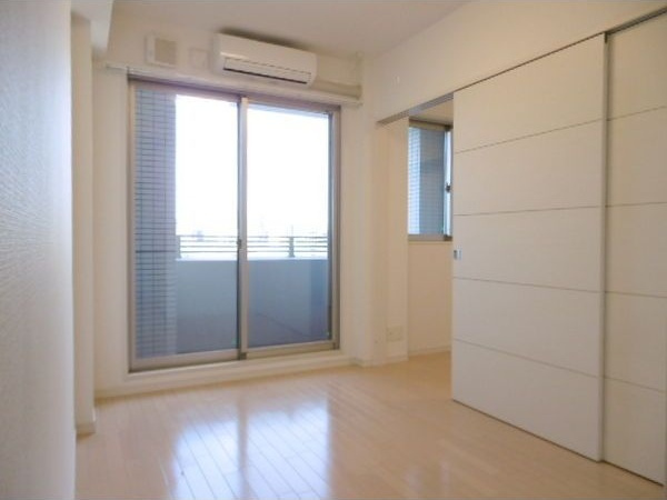 KDX千早レジデンスの居間・リビング