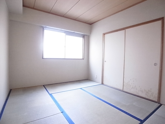 神戸市長田区蓮宮通４丁目の賃貸マンションの内装