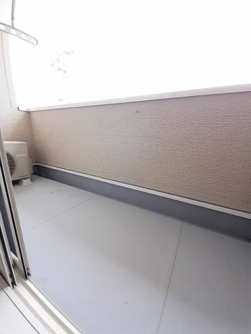 ロータス南島田Ｂのバルコニー|陽当たり良好なバルコニーです