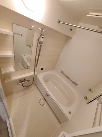 パークフィールドみさと2街区2号館の浴室|広く感じるゆとり設計で快適なリラックスタイムを過ごせます