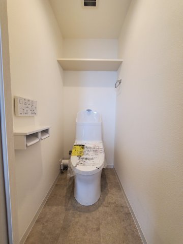 パークフィールドみさと2街区2号館のトイレ|落ち着いたトイレです