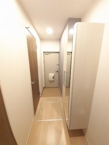 コンフォート末武中の玄関