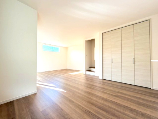 岸和田市並松町3期全2棟リーブルガーデン　2号棟の居間・リビング|おしゃれなリビングです