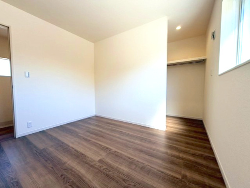 岸和田市並松町3期全2棟リーブルガーデン　2号棟の洋室