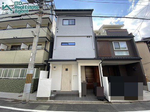 上京区西出水町 店舗付住宅