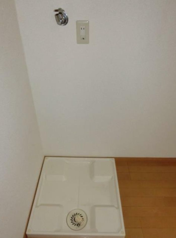 コーポ新宿の設備|室内洗濯機置場★(同一仕様写真)